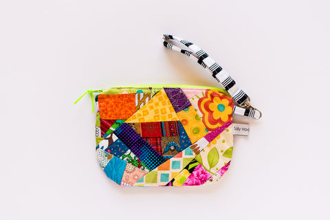 HANDMADE - COSMETIC BAG - PATCHWORK - WITH HANDLE